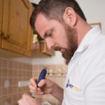 Pótférj szerelés közben