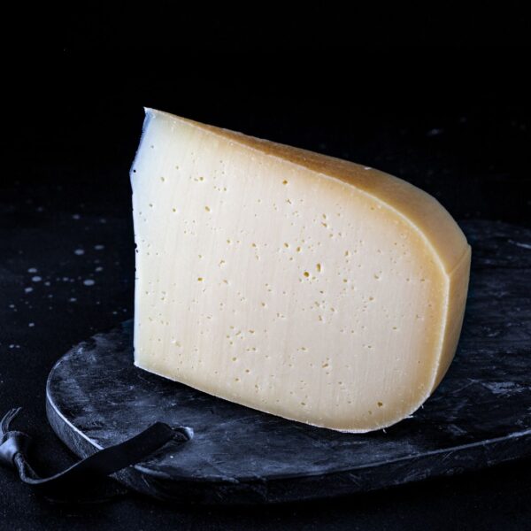 Csíz - Baracskai félkemény sajt - stand ajánlat